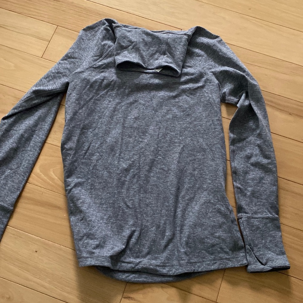 NWT LULULEMON long sleeve turtleneck